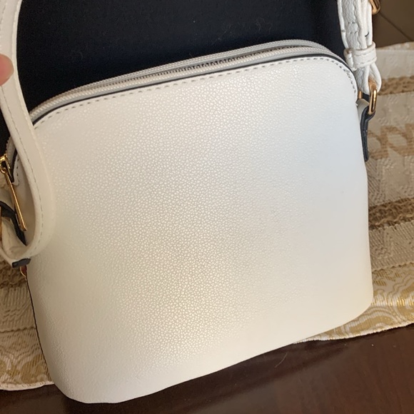 Crossbody bag - Picture 8 of 8